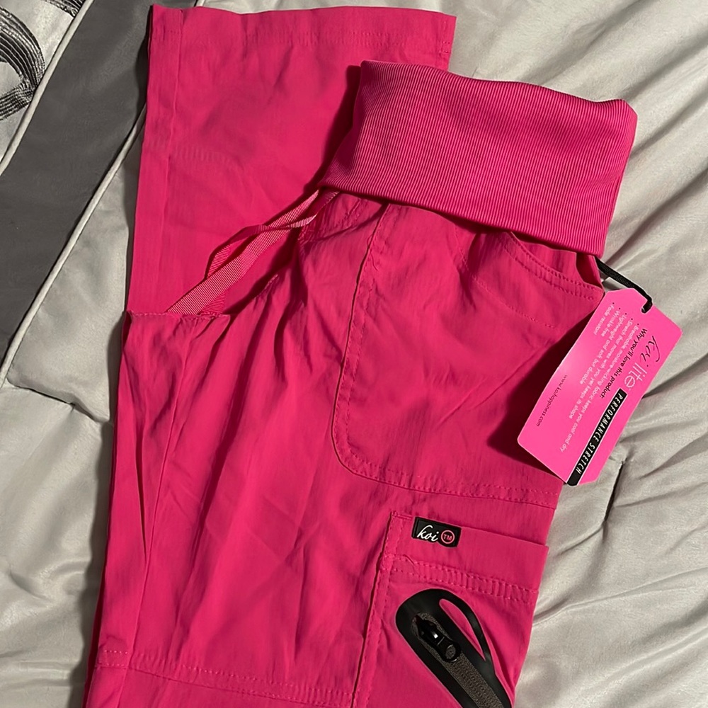 Koi scrub pants, XXS. Brand new with tags